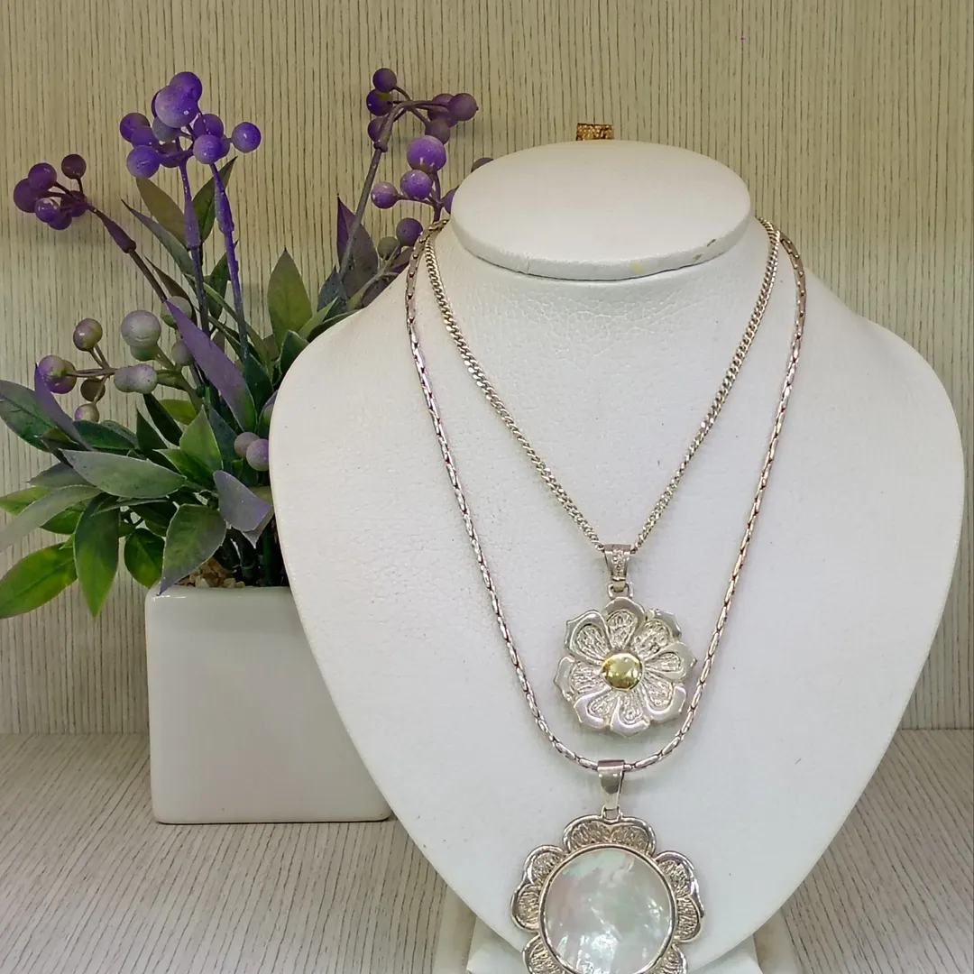 Collares con dije